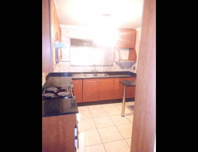 2 BEDROOM PROPERTY TO RENT IN RABIE RIDGE